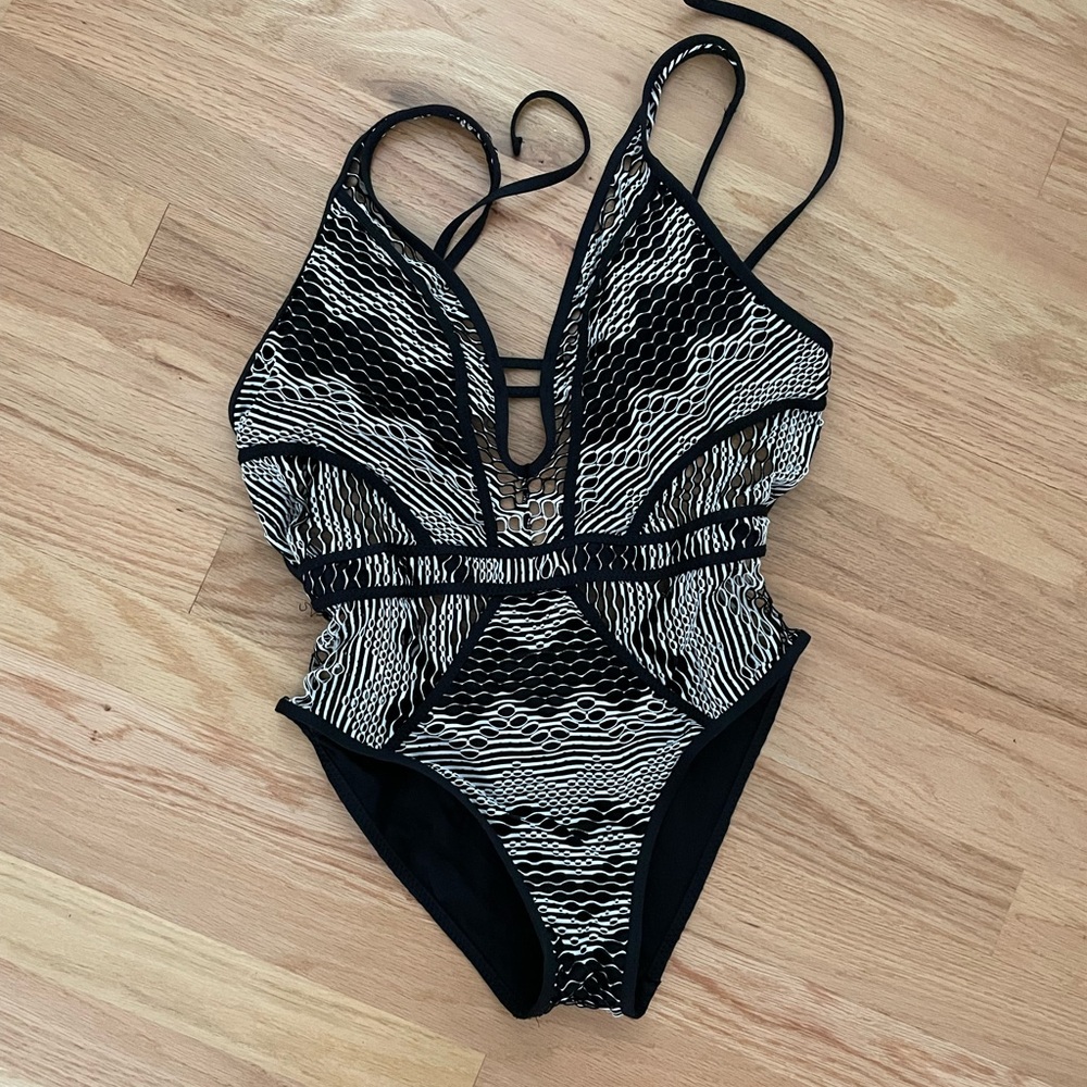 Becca One-piece swimsuit